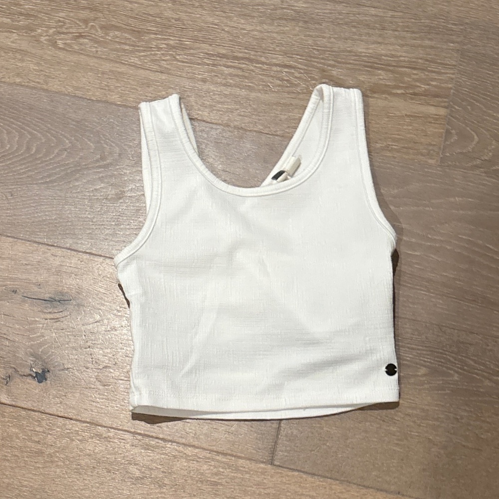 Roxy cut out white tank top size xs